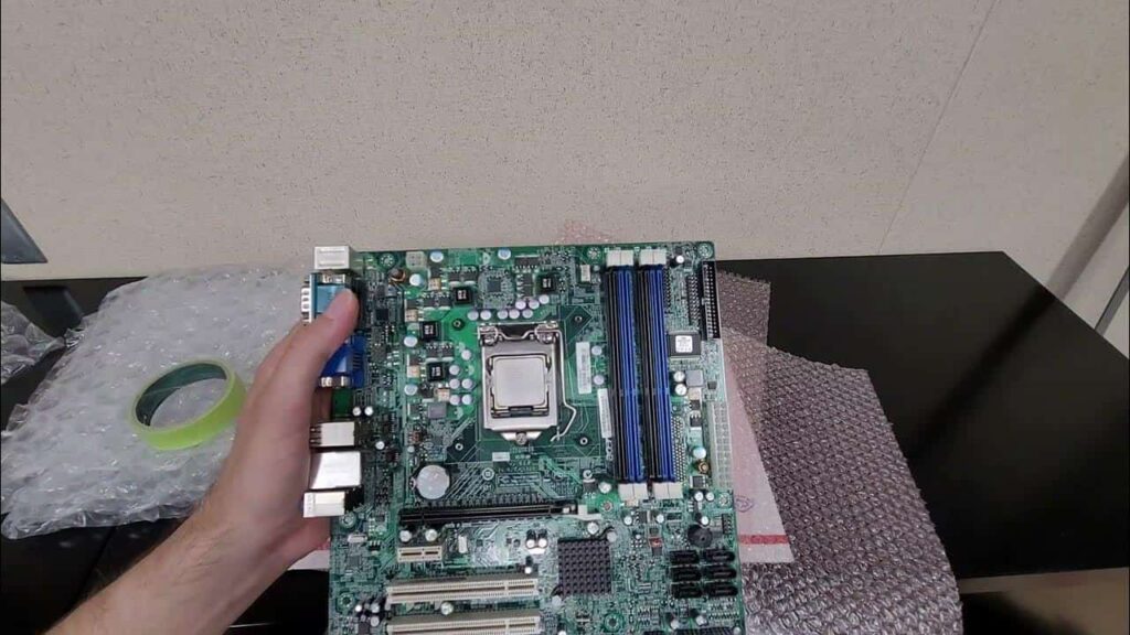 Is bubble wrap safe for motherboards