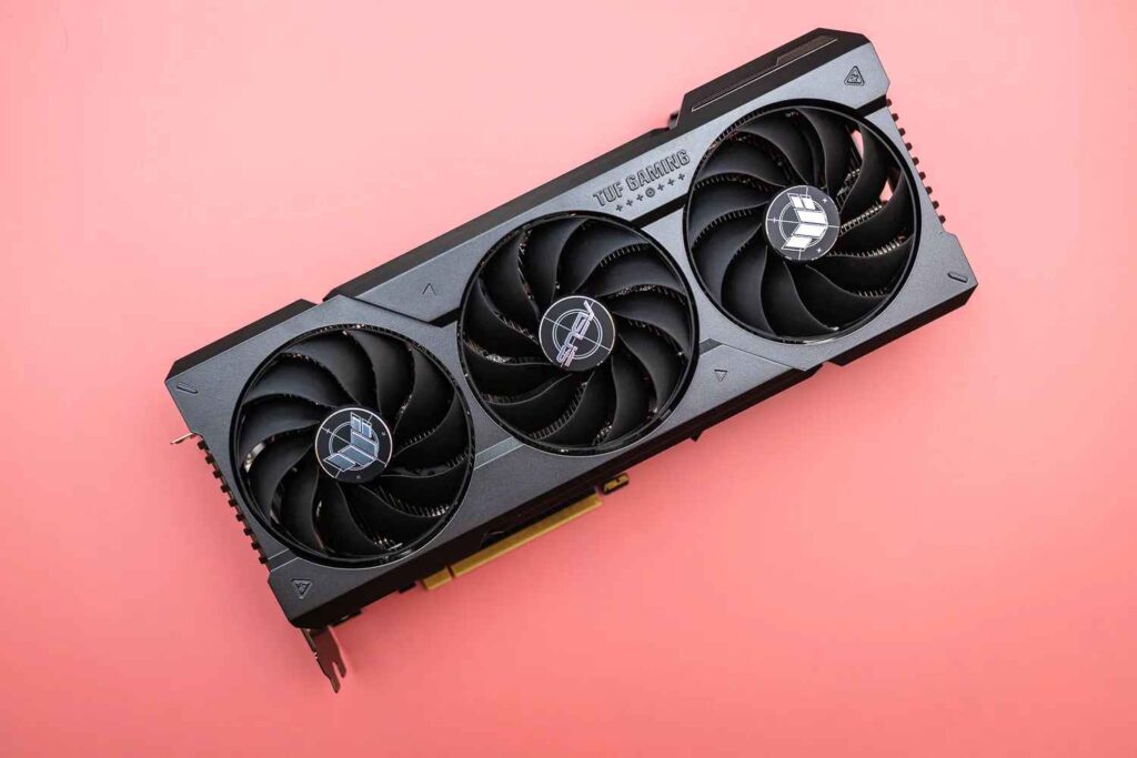 Are there chipset limitations for running the RTX 4070